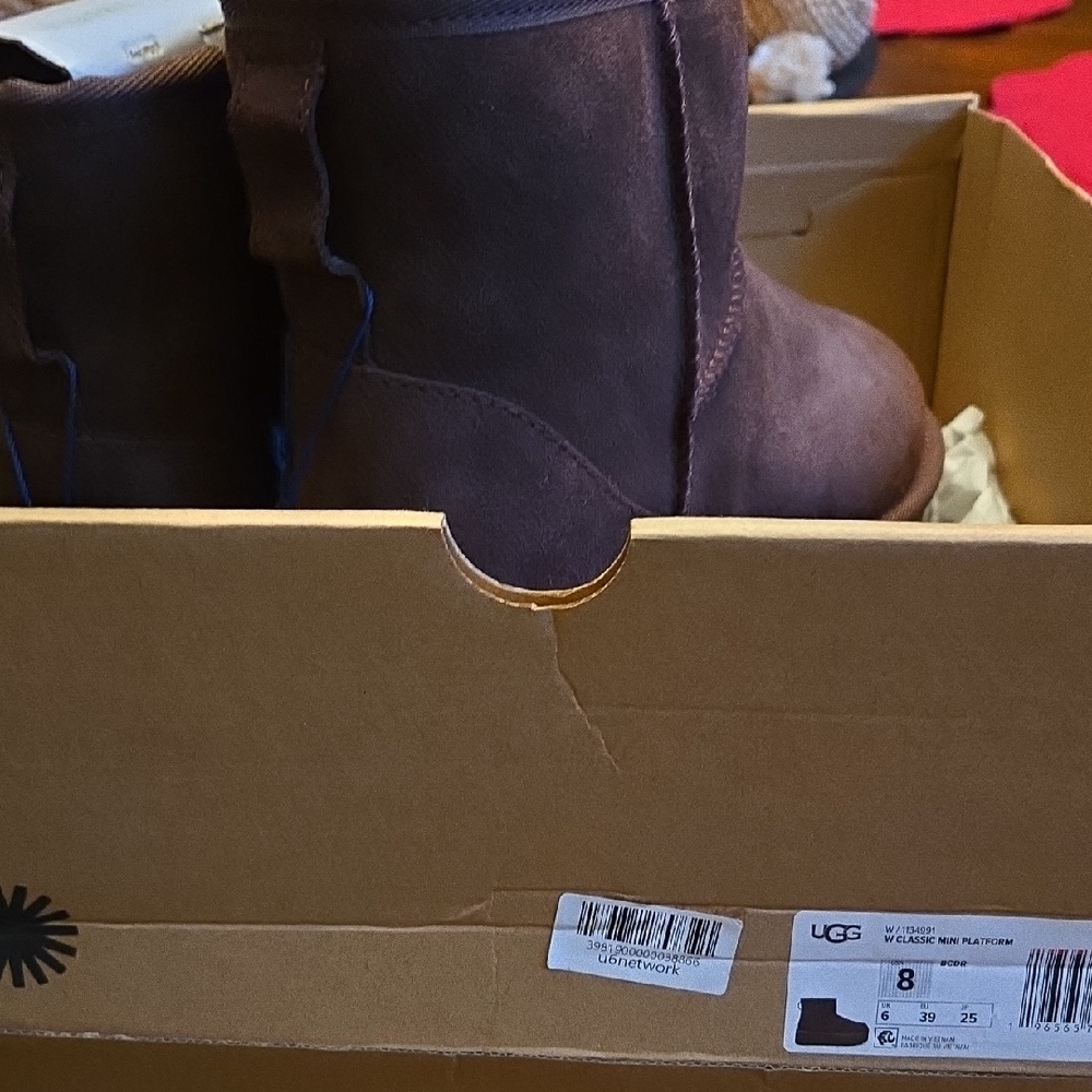 UGG Burnt Cedar Boots
